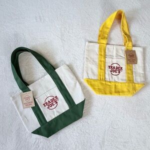 Trader Joe’s Mini Canvas Tote Bag Set - Green and Yellow (NWT)